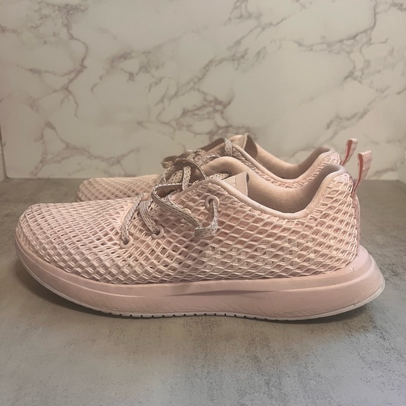 Women's 8.5 no bull trainers - Picture 3 of 6